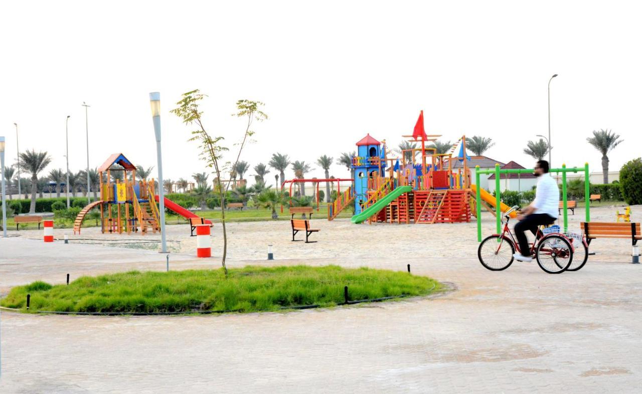 Radisson Blu Resort, Al Khobar Half Moon Bay Exteriör bild Al-Shaab Park