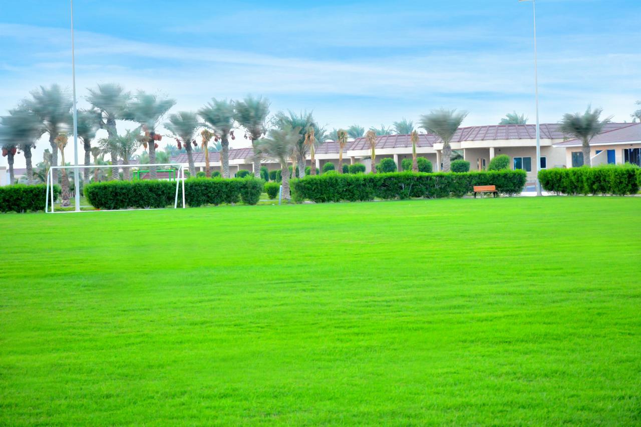 Radisson Blu Resort, Al Khobar Half Moon Bay Exteriör bild Al-Ahly Club