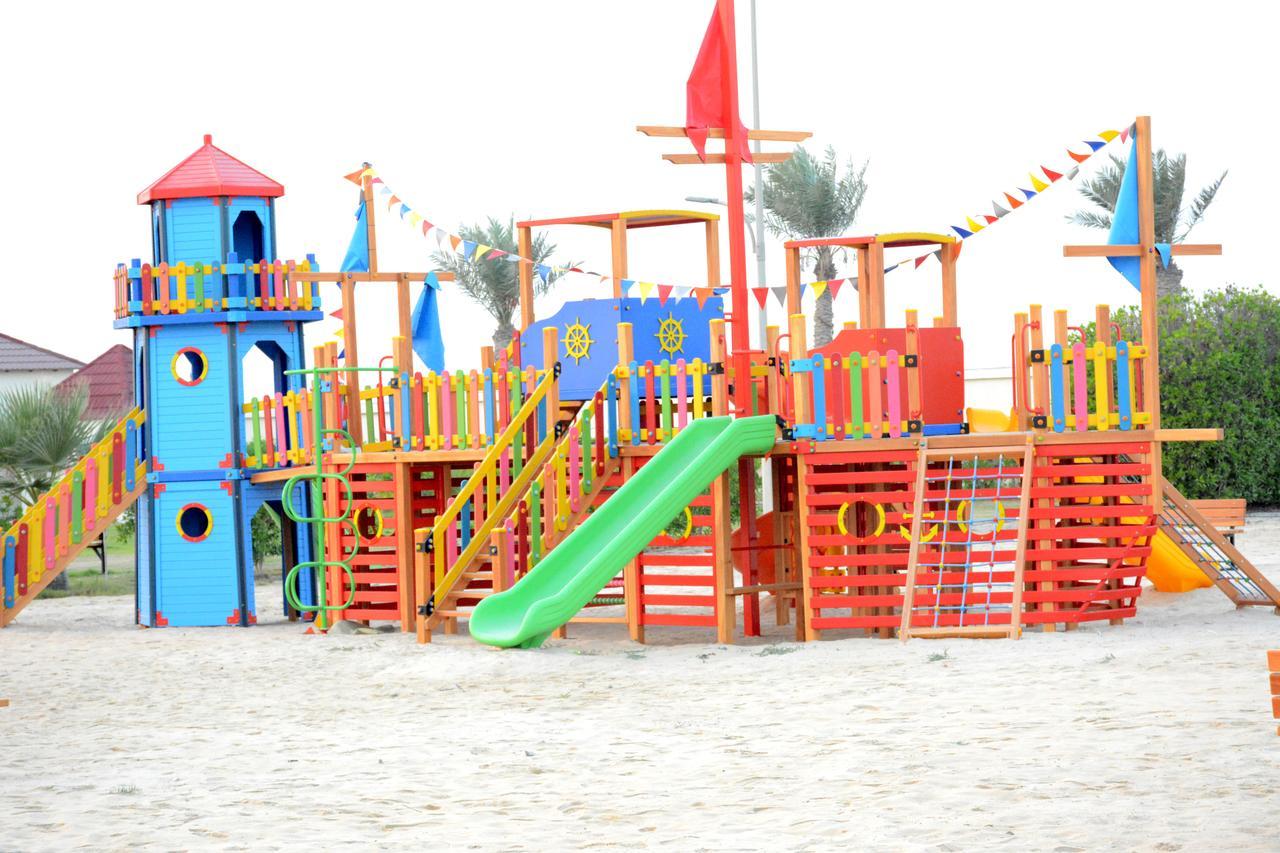Radisson Blu Resort, Al Khobar Half Moon Bay Exteriör bild Playground in Al-Qusaib, Kuwait